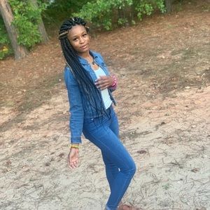 Meet your Posher, Ta’nya